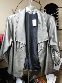 New jacket sz 18/20 never been worn