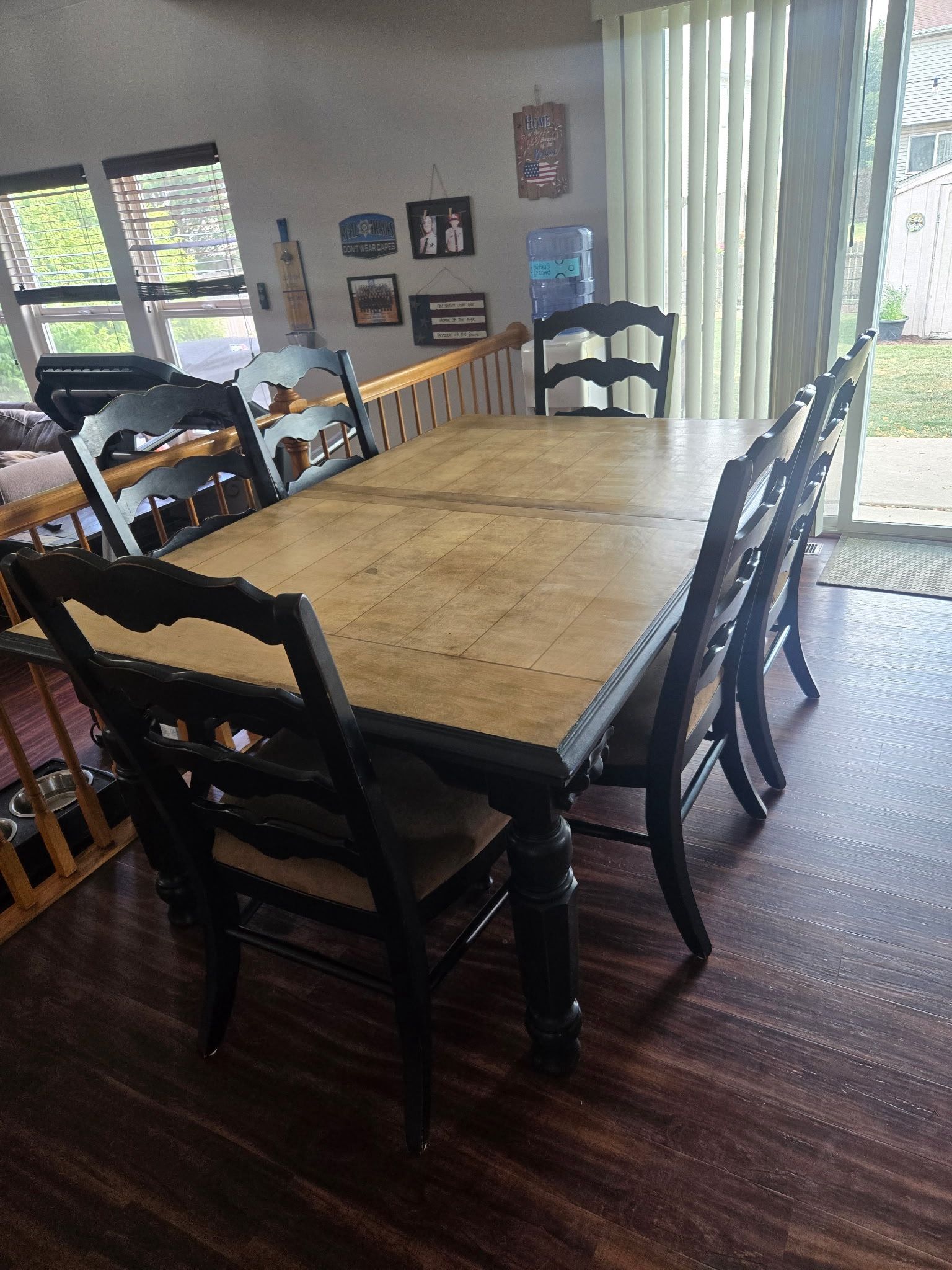 Dining Table With 6 Cushion Chairs