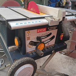 RYOBI TABLE SAW