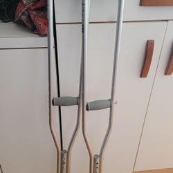 Crutches 