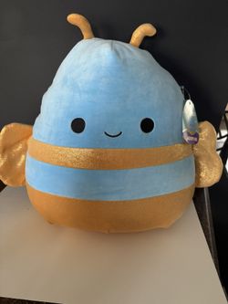 14” Queen Bee Squishmallow Plush - New With Tag!