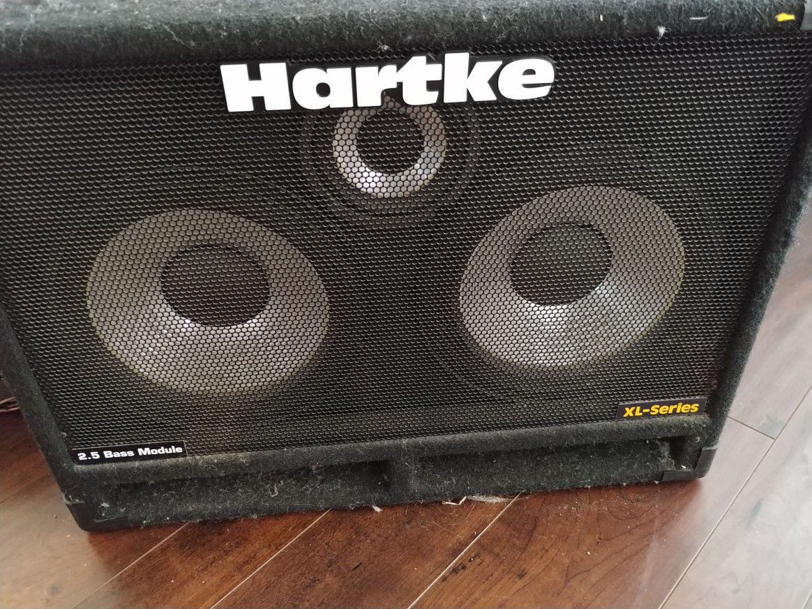 Hartke bass guitar speakers