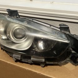 2013-2016 Mazda CX-5 OEM halogen headlight assembly