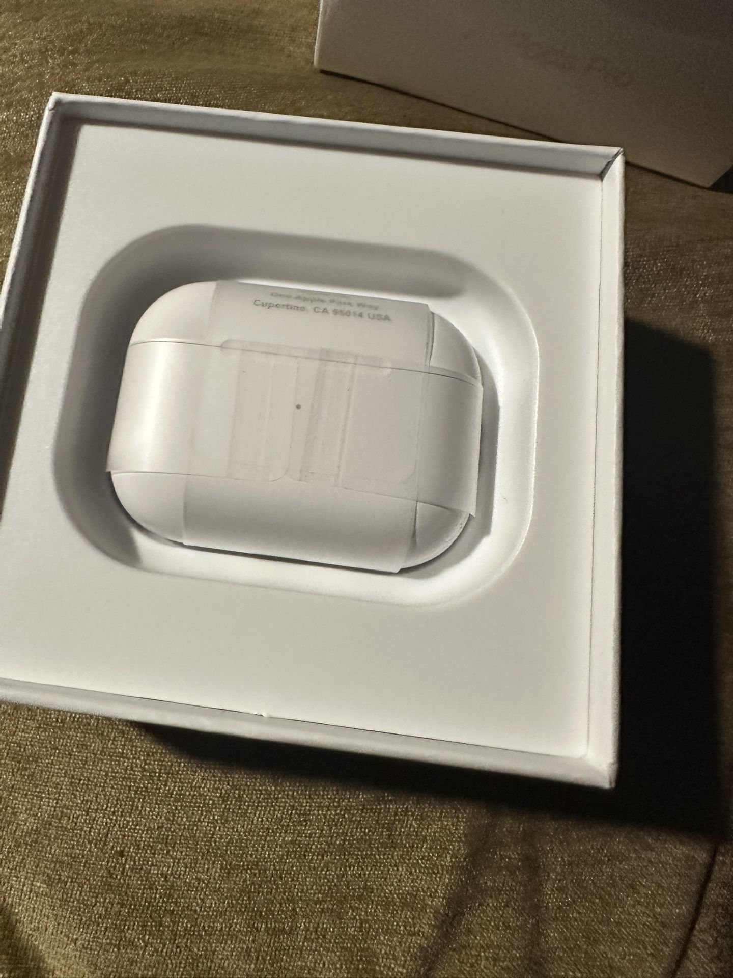 AirPods