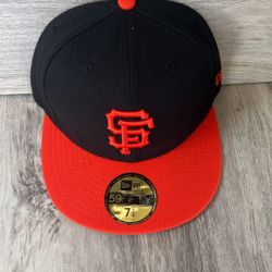 MLB New Era Fitted hat$ 45 Fan Francisco Giants