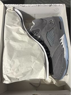 Jordan 5 “WolfGrey”