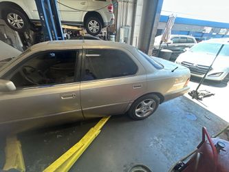 lexus  ls400