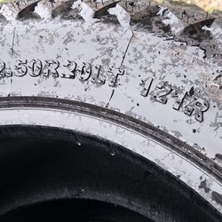 35X12.50R20LT 121R Tires