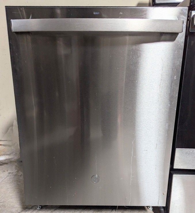 GE Dry Boost 24in, Top Control Dishwasher (Energy Star)
