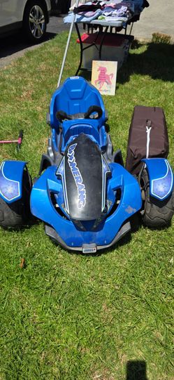 Power wheels boomerang