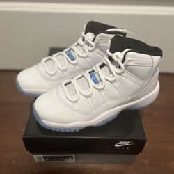 Jordan 11 Legend Blue - Size 7Y