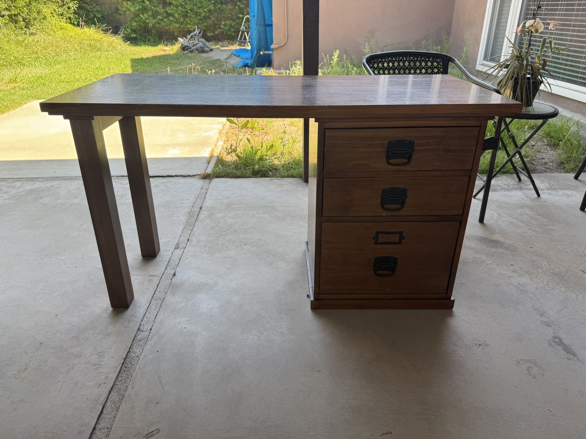 Free Wooden Desk