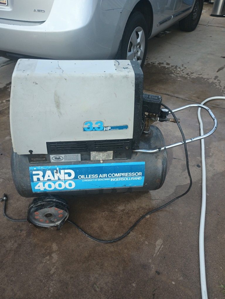 Air Compressor 2000 PSI 20 Gal. Compresor De Aire De  20 Galones