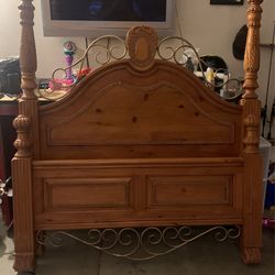 Antique queen bedset Solid Wood