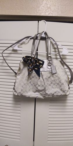 Cream/Ashley Silver Coach Carryall Satchel Handbag