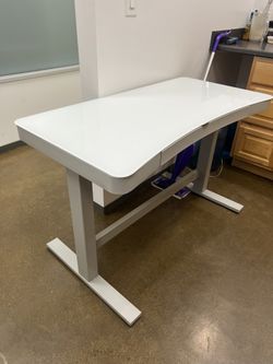 Glass, Height Adjustable Desk With Built In Phone MagSafe 