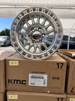 Rim silver machined kmc km552 for 4 $1200