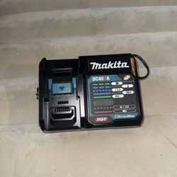 Makita 40V Max XGT Rapid Optimum Charger