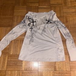 Long sleeve graphic