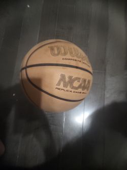 NCAA Basketball Good Grip And Still Plays Good Got For 65 Original