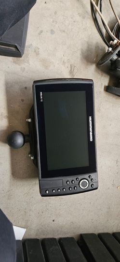 Hummingbird helix 10 fish finder
