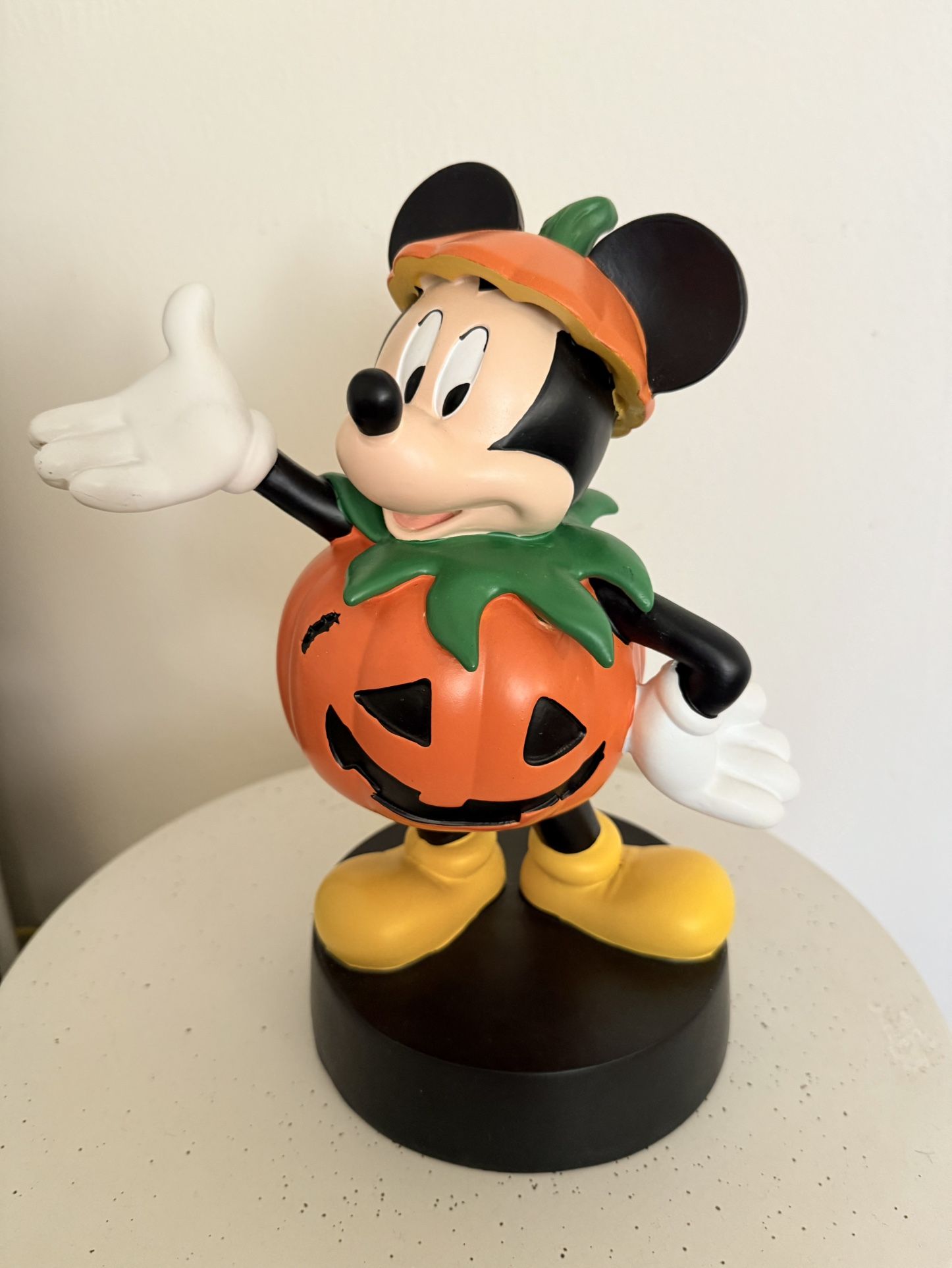Disney Mickey Halloween Decor