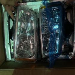 03-07 CHEVY HEADLIGHTS