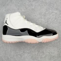 Air Jordan 11 WMNS “Neapolitan