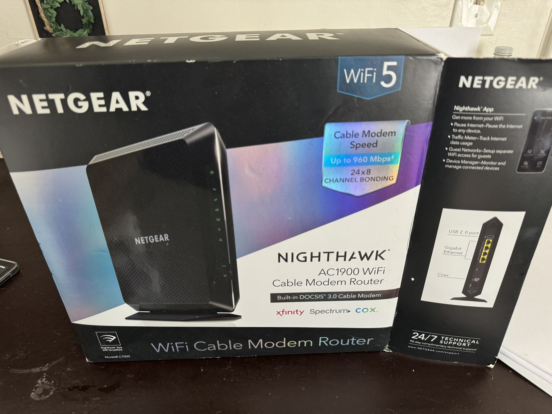 Night Hawk Modem And Router 