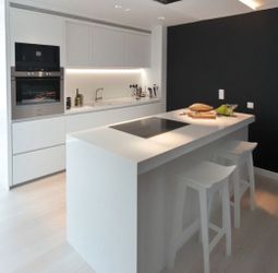 Custom Kitchen Cabinets