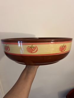 Chips and salsa bowl.