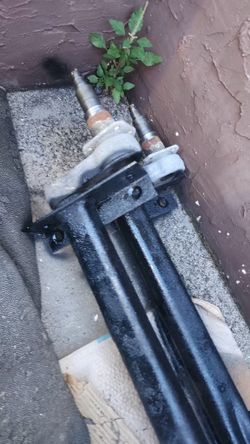 A pair of 6000lb torsion axles