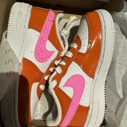 New. Toddler Nike Air Force Size 9c