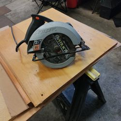 21/8 HP Skilsaw