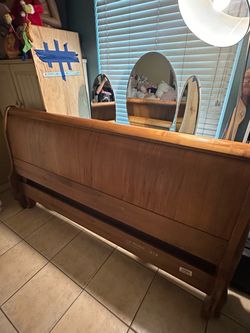 Ethan Allen bed frame (frame only)