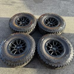 5x5 Jeep 18” Fuel Rebel Wheels With 37” Toyo Open Country R/T tires Wrangler Gladiator 37/12.5/18