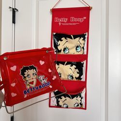 Vintage 2001 Betty Boop Magazine Rack Organizer
