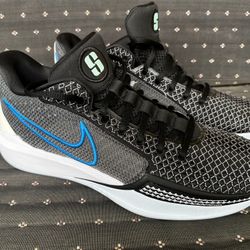 Nike Sabrina 1 Sz 11