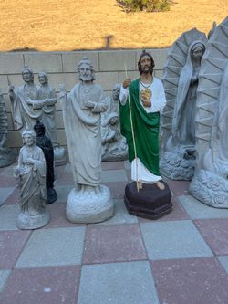 Nuevos San Judas Hecho de Cemento