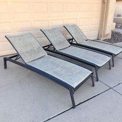 Pool/Patio Lounge Chairs