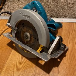 Makita Corded Circular Saw