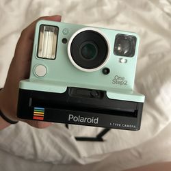 Polaroid One Step 2 Camera 