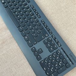 Lenovo Wireless Keyboard 