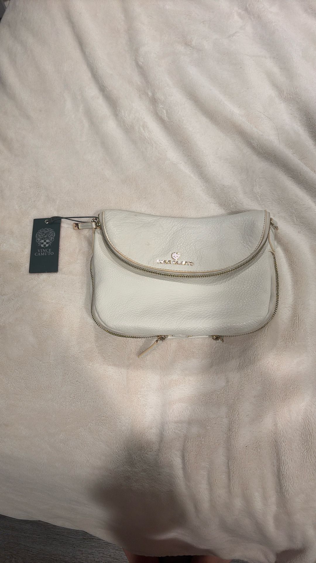Vince Camuto purse
