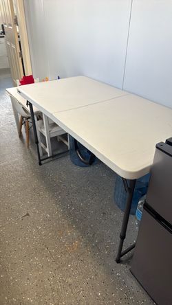 Folding Plastic Utility Table