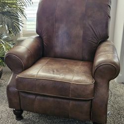 Lazyboy "Wall Hugger" Recliner 