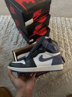 Retro 1 Blue Moon 