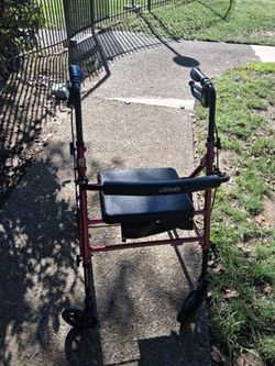Drive Medical Rollator Walker with Seat