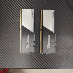 32GB G.Skill Trident Z Neo