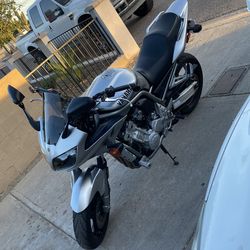 2002 Yamaha FZ1